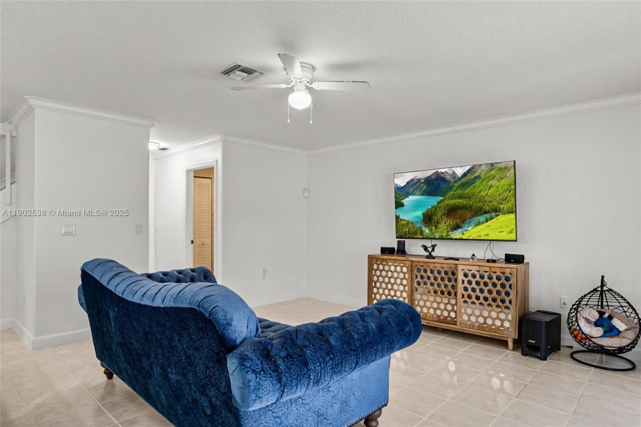 2261 NW 139th Ave, Sunrise, FL 33323 Photo