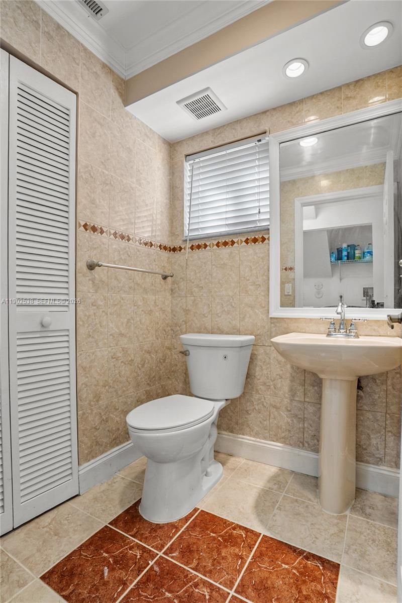 2261 NW 139th Ave, Sunrise, FL 33323 Photo