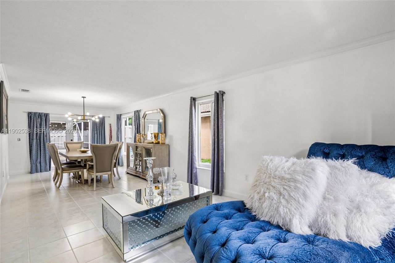 2261 NW 139th Ave, Sunrise, FL 33323 Photo