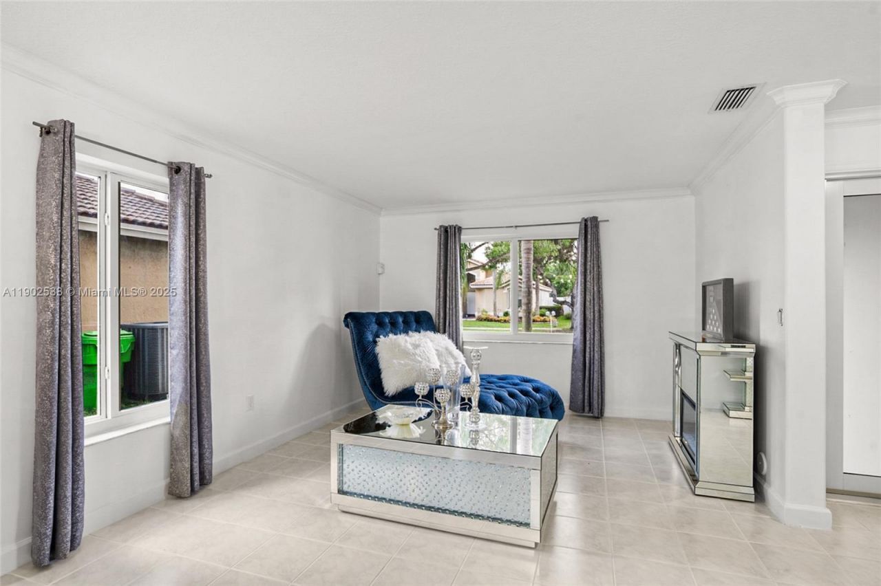 2261 NW 139th Ave, Sunrise, FL 33323 Photo