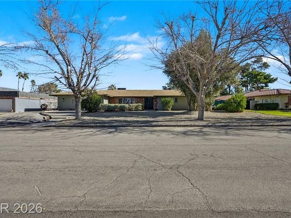 4202 W Pinecrest Circle, Las Vegas, NV 89121