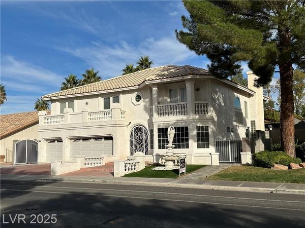 4408 N Pioneer Way, Las Vegas, NV 89129