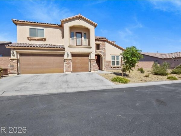 7324 S WHITE BLOOM Avenue, Las Vegas, NV 89117