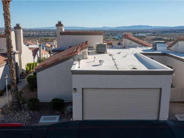 2225 Pebble Creek Lane, Laughlin, NV 89029