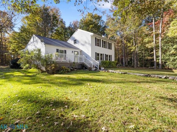 10156 Burkes Pond Road, North, VA 23128