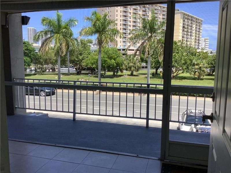 300 Layne Boulevard, Unit 205, Hallandale Beach, FL 33009 Photo