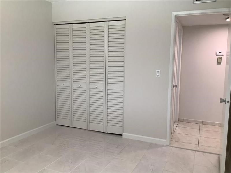 300 Layne Boulevard, Unit 205, Hallandale Beach, FL 33009 Photo