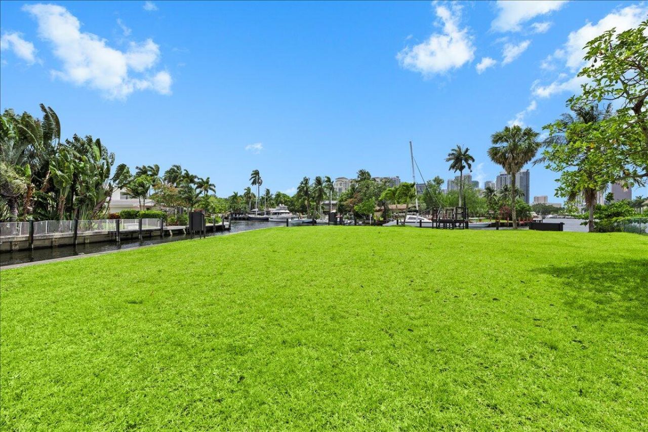 522 SW 9th Terrace, Fort Lauderdale, FL 33312 Photo