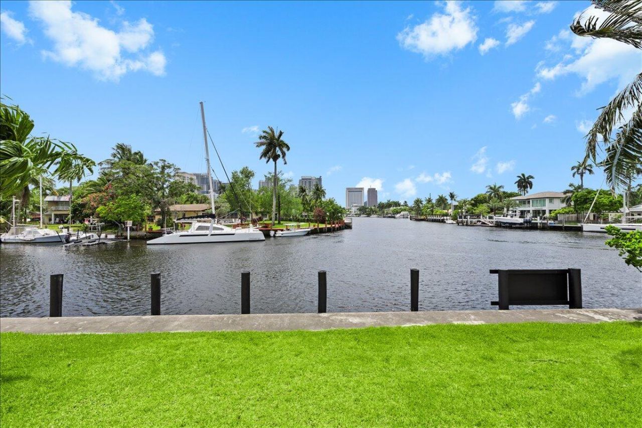 522 SW 9th Terrace, Fort Lauderdale, FL 33312 Photo