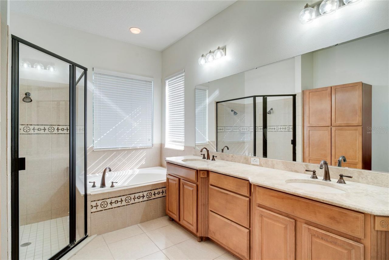 501 E Oakland Avenue, Oakland, FL 34787 Photo