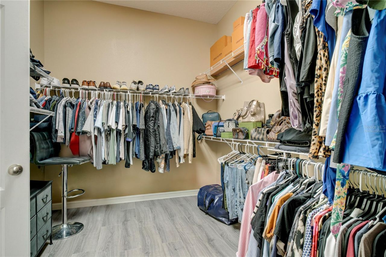 501 E Oakland Avenue, Oakland, FL 34787 Photo