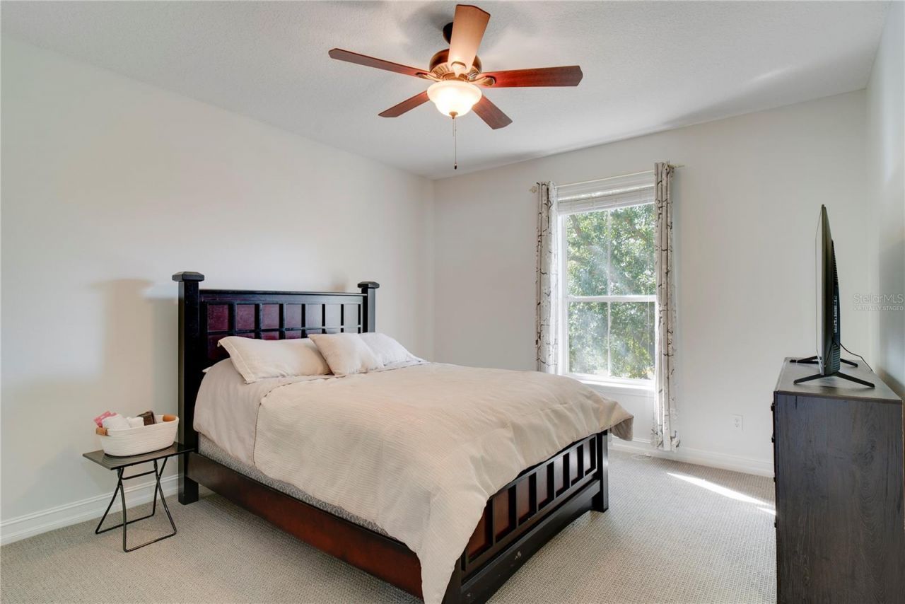 501 E Oakland Avenue, Oakland, FL 34787 Photo