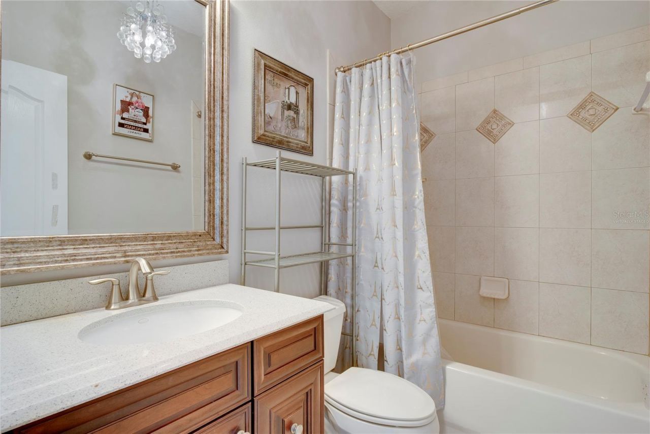 501 E Oakland Avenue, Oakland, FL 34787 Photo