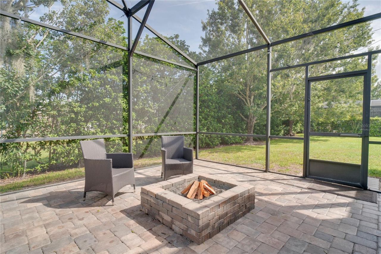 501 E Oakland Avenue, Oakland, FL 34787 Photo