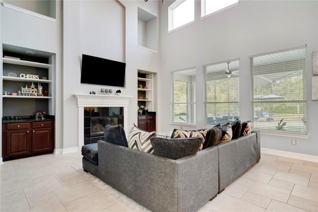 501 E Oakland Avenue, Oakland, FL 34787 Photo