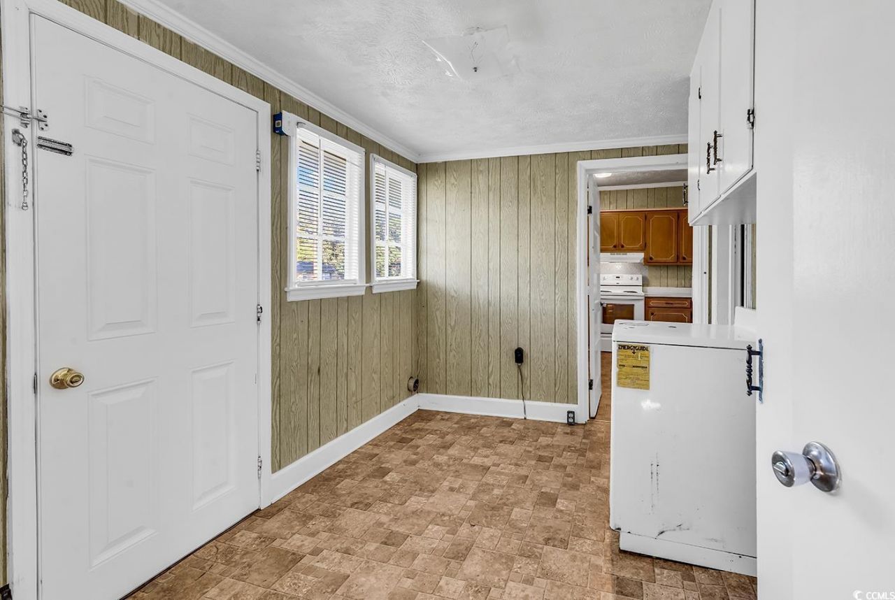 3447 Main St. Photo 23