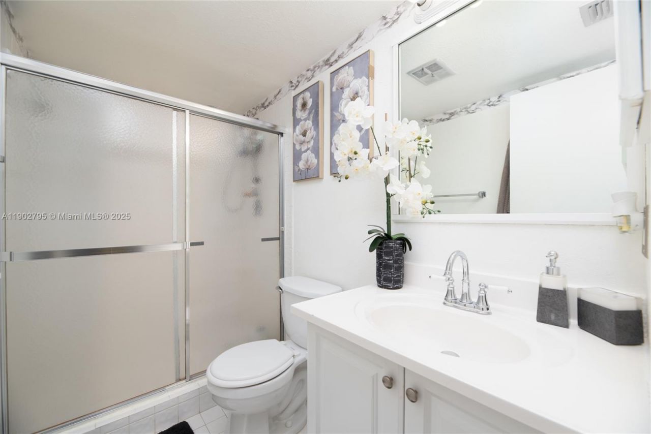 1720 Hammock Blvd, Unit 209, Coconut Creek, FL 33063 Photo