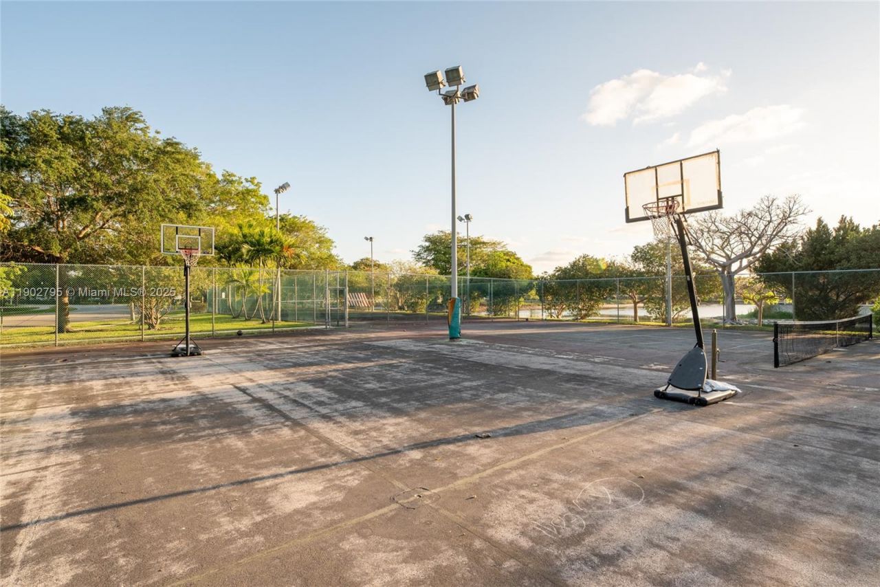 1720 Hammock Blvd, Unit 209, Coconut Creek, FL 33063 Photo