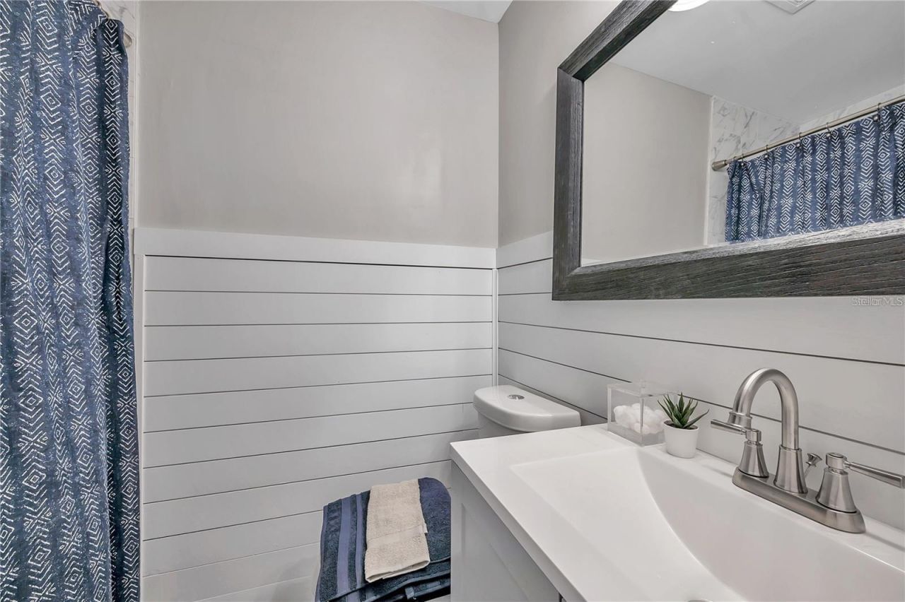 8100 5th Street N, Saint Petersburg, FL 33702 Photo