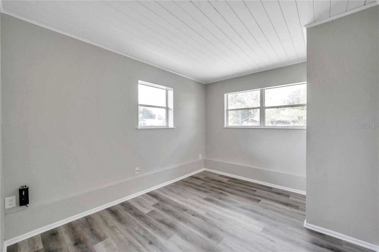 8100 5th Street N, Saint Petersburg, FL 33702 Photo