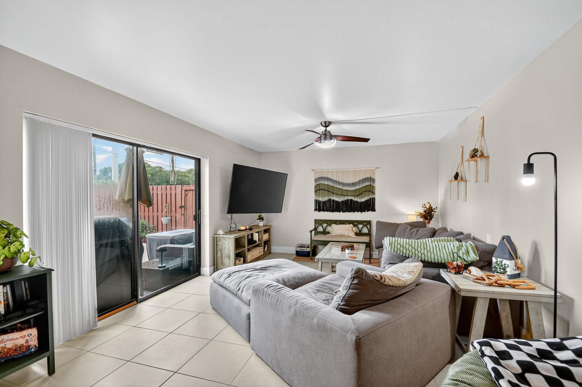 1540 Masters Circle, Unit 180, Delray Beach, FL 33445 Photo