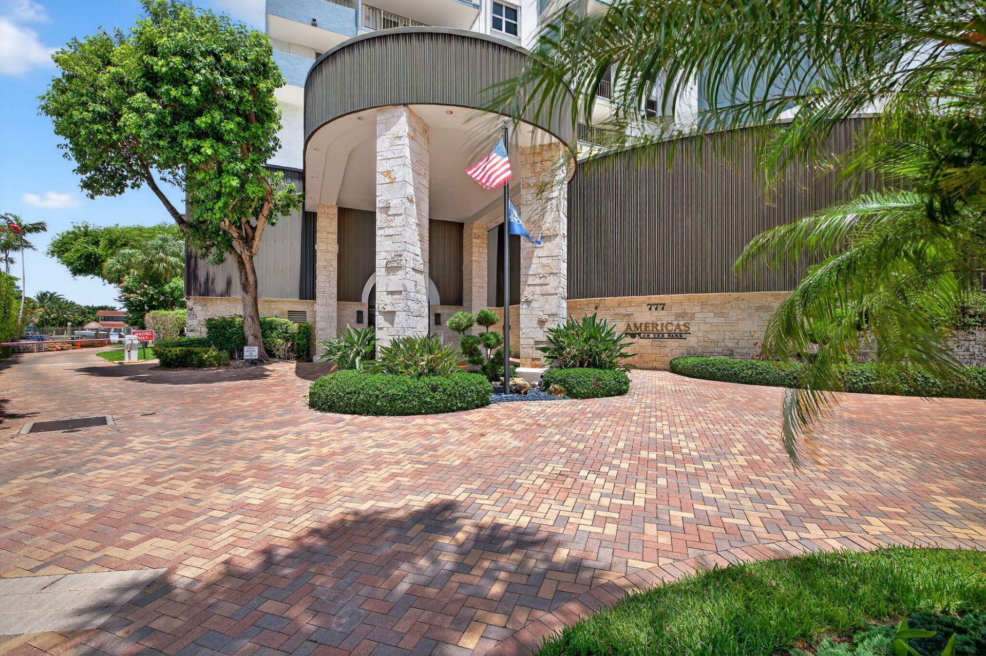 777 Bayshore Drive, Unit 1003, Fort Lauderdale, FL 33304 Photo