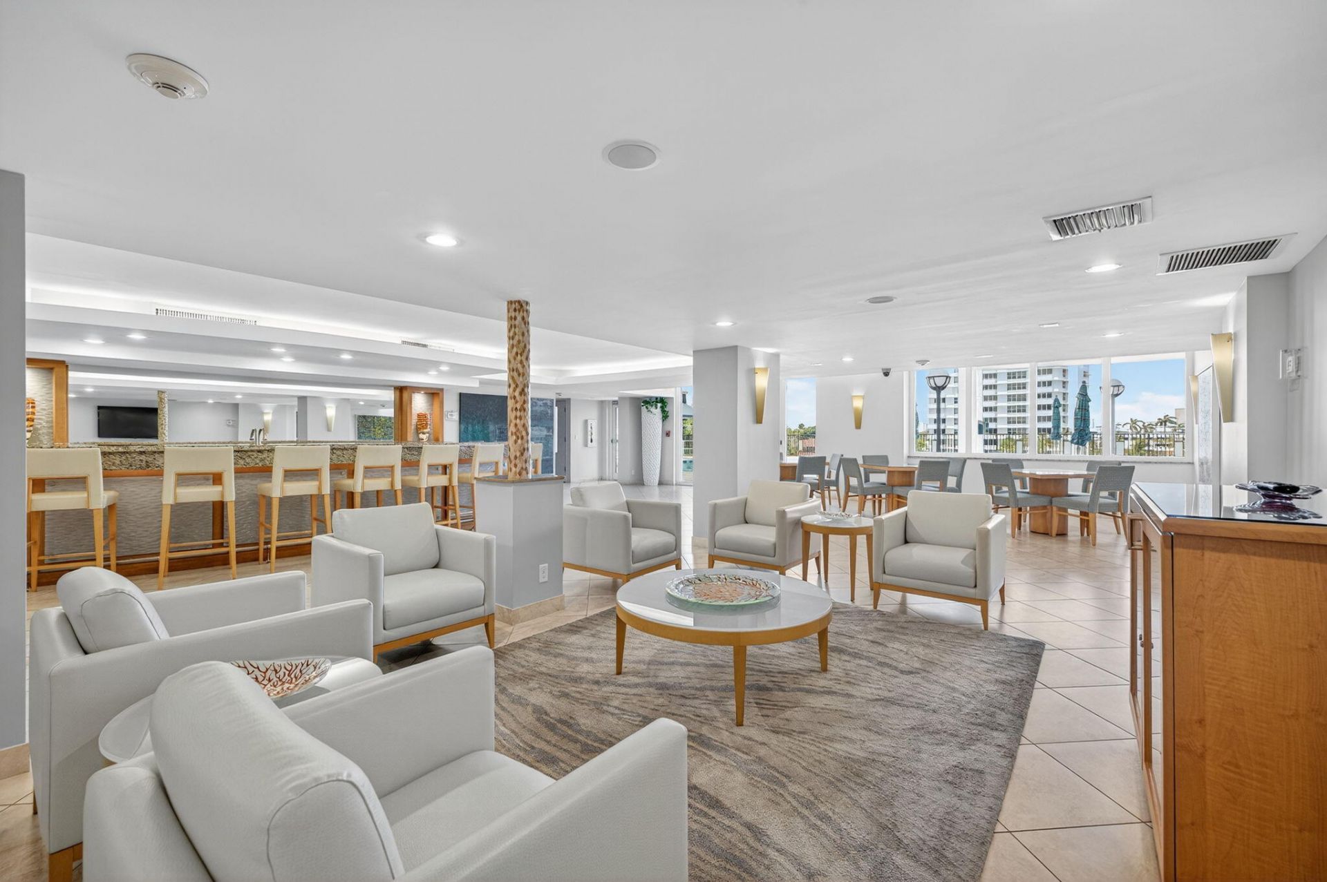 777 Bayshore Drive, Unit 1003, Fort Lauderdale, FL 33304 Photo