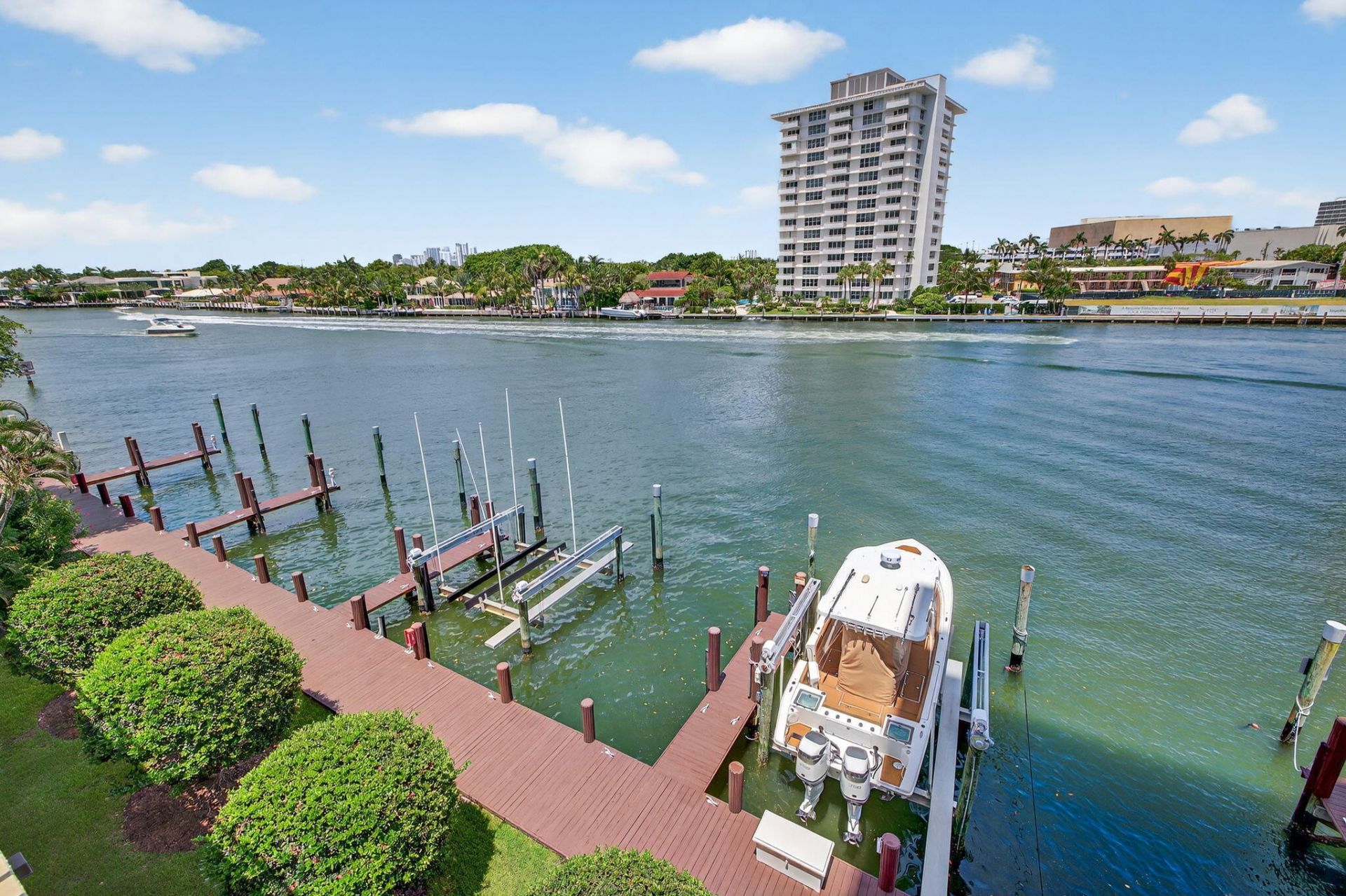 777 Bayshore Drive, Unit 1003, Fort Lauderdale, FL 33304 Photo