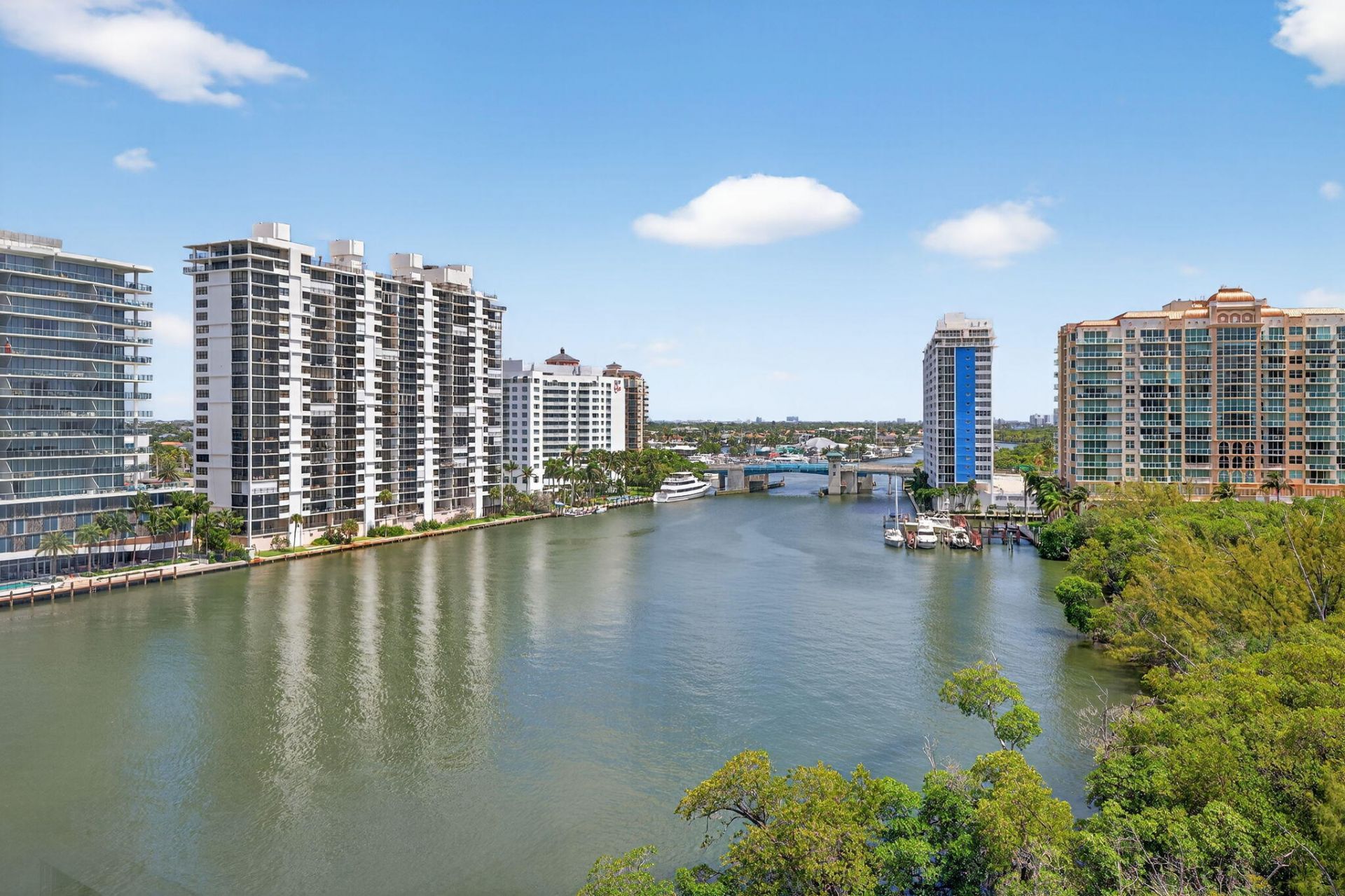 777 Bayshore Drive, Unit 1003, Fort Lauderdale, FL 33304 Photo