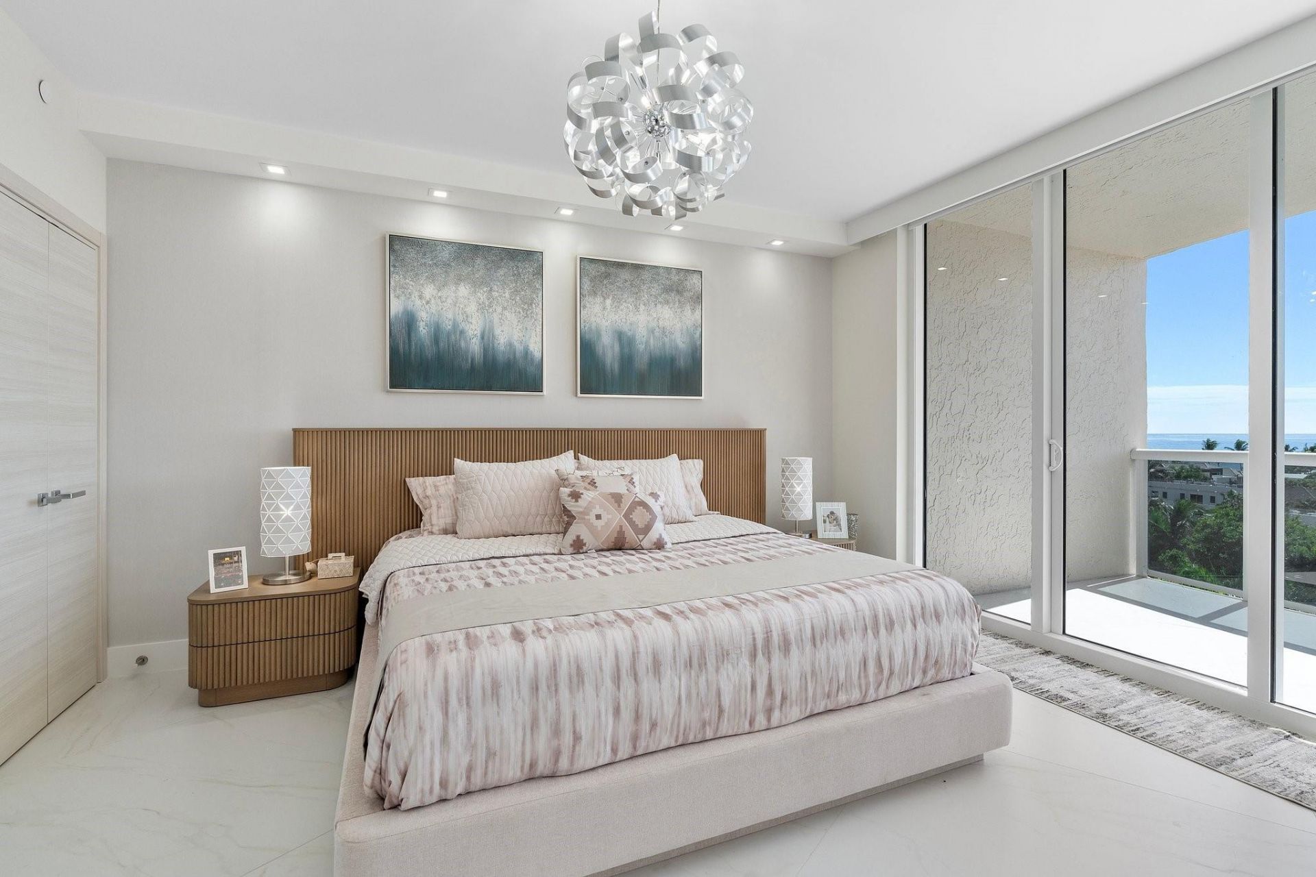 3100 N Ocean Boulevard, Unit 704, Fort Lauderdale, FL 33308 Photo