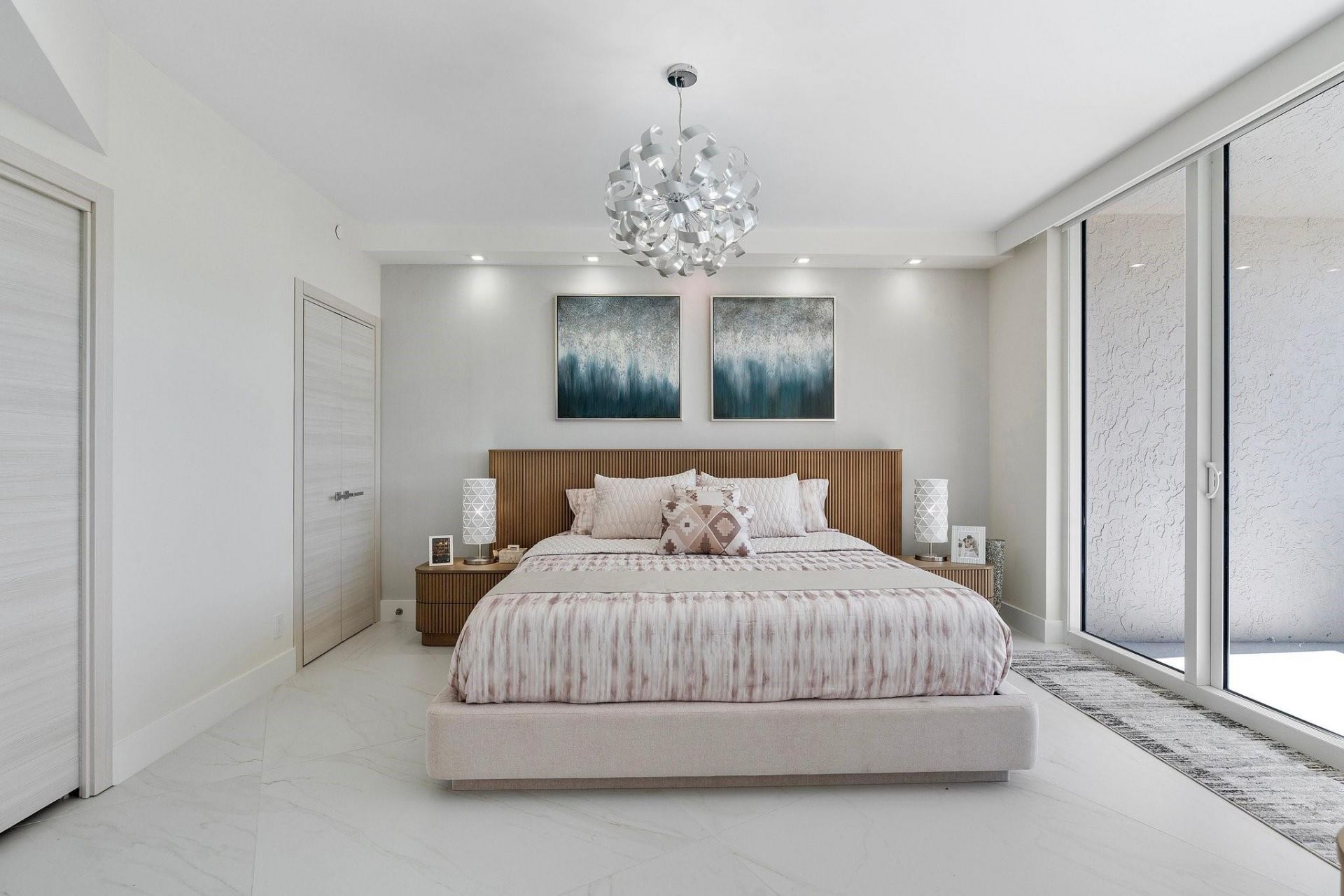 3100 N Ocean Boulevard, Unit 704, Fort Lauderdale, FL 33308 Photo