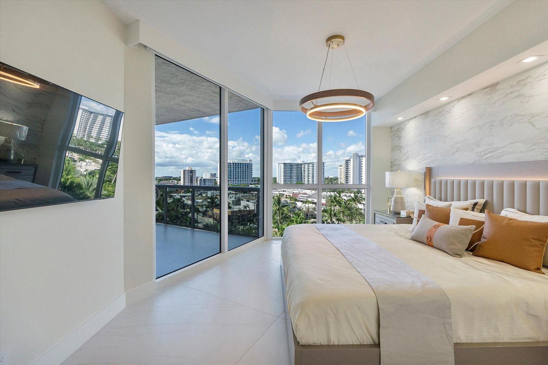 3100 N Ocean Boulevard, Unit 704, Fort Lauderdale, FL 33308 Photo