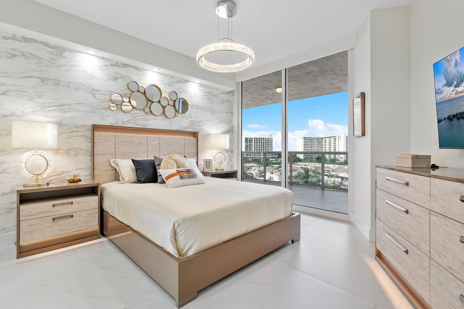 3100 N Ocean Boulevard, Unit 704, Fort Lauderdale, FL 33308 Photo