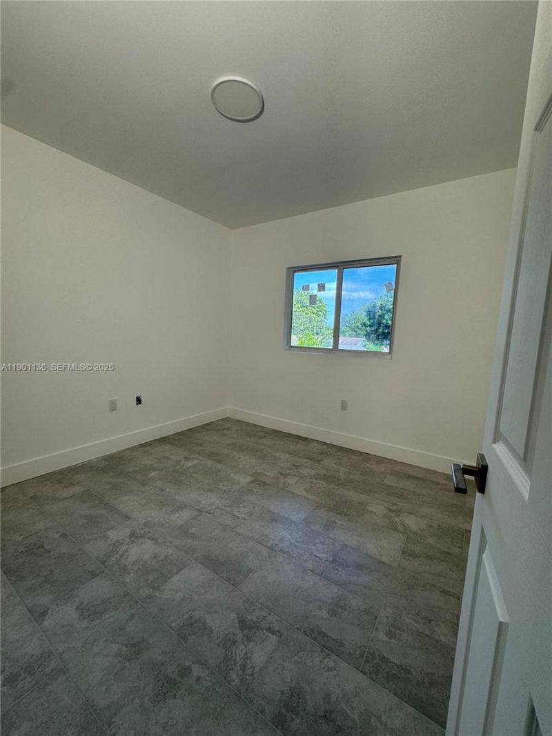 147 NW 59th St, Unit 204, Miami, FL 33127 Photo