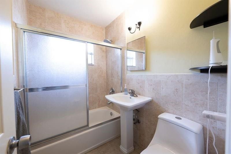 2713 NE 33rd Avenue, Fort Lauderdale, FL 33308 Photo