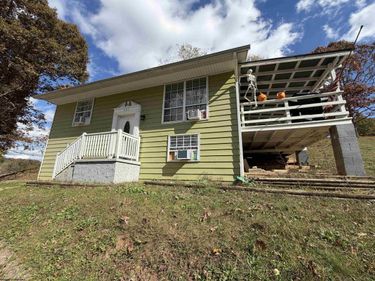 201 Sand Run Road, Weston, WV 26452