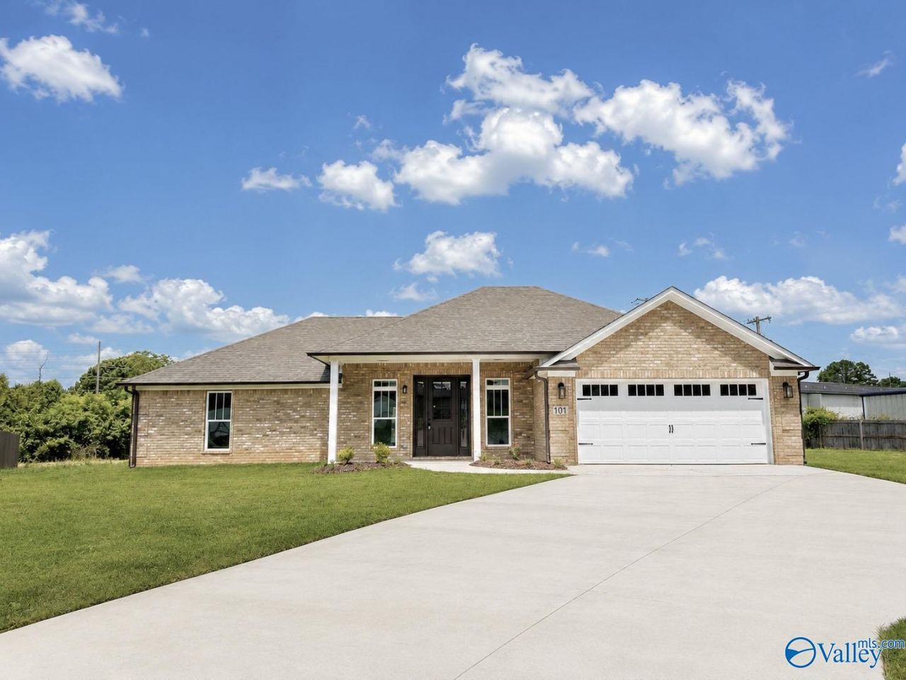 101 James Bowie Drive, Athens, AL 35611 Main Photo
