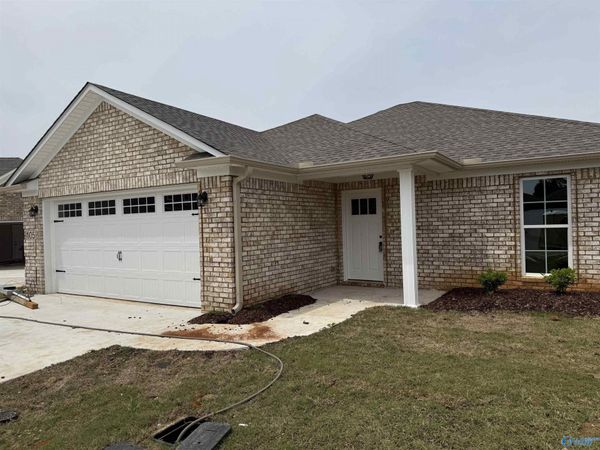 105 James Bowie Drive, Athens, AL 35611
