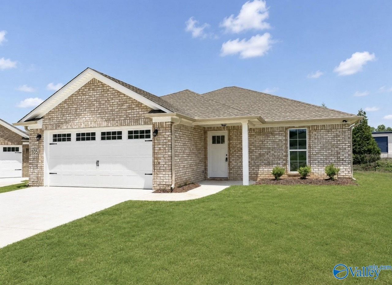 105 James Bowie Drive, Athens, AL 35611 Main Photo