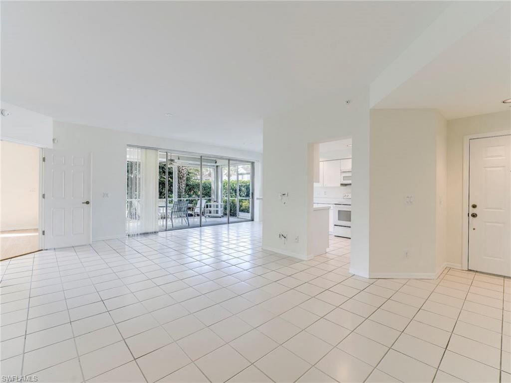 25203 Pelican Creek Cir, Unit 102, Bonita Springs, FL 34134 Photo