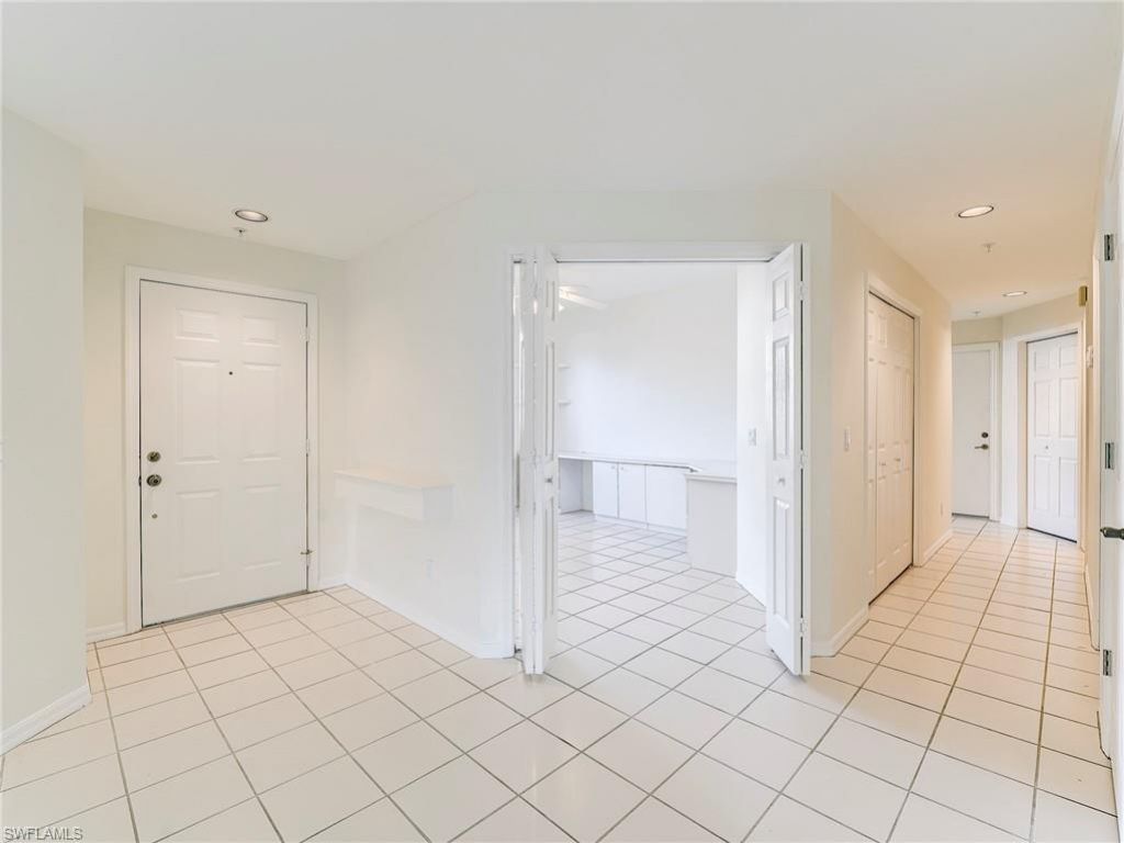 25203 Pelican Creek Cir, Unit 102, Bonita Springs, FL 34134 Photo