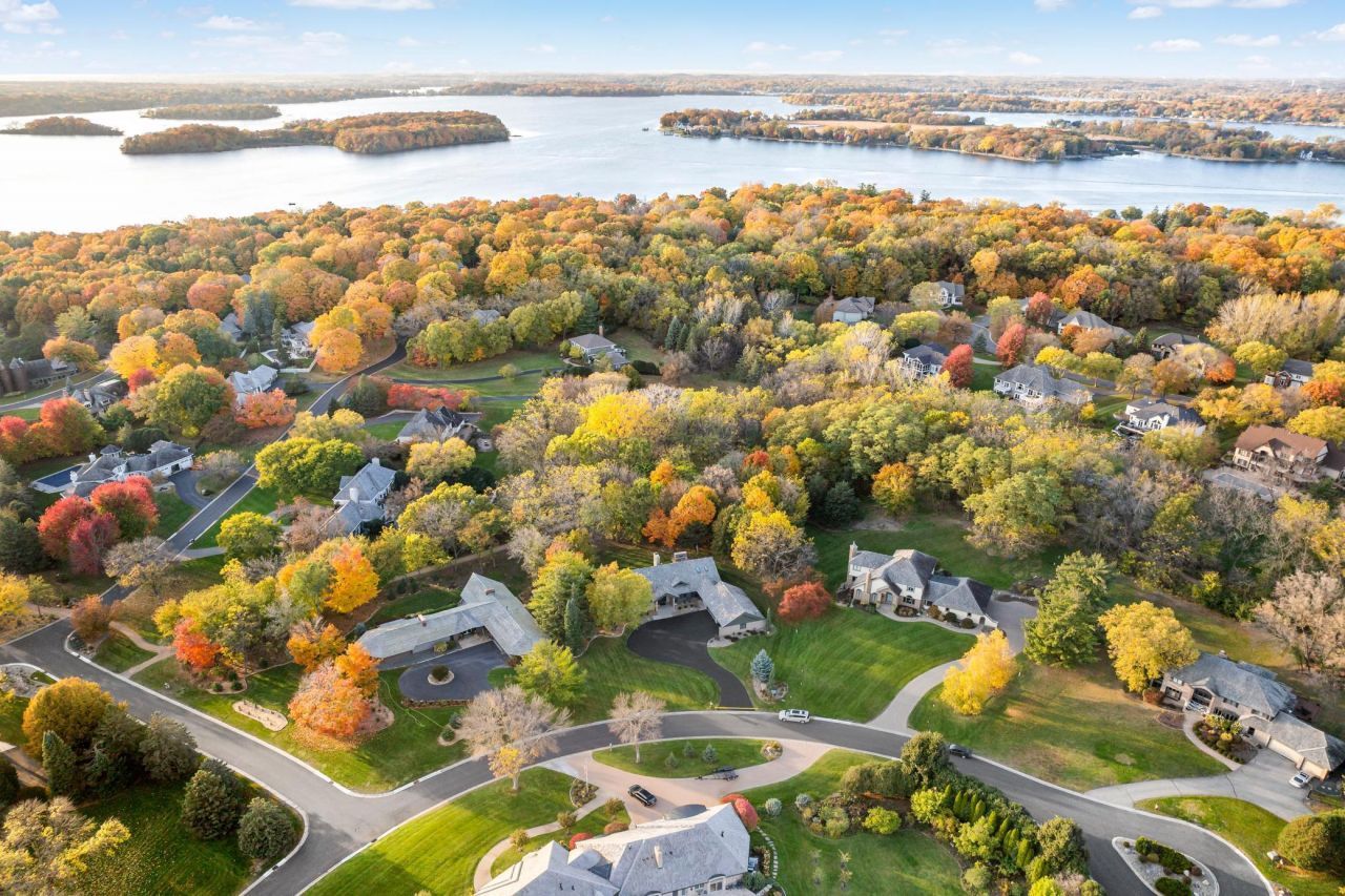 5880 Boulder Bridge Lane, Excelsior, MN 55331 Main Photo