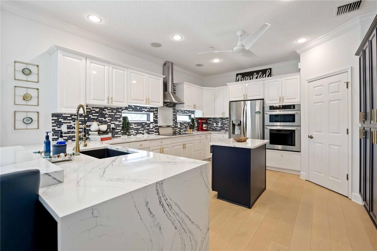 6322 Laguna Drive, Unit 1, Longboat Key, FL 34228 Photo