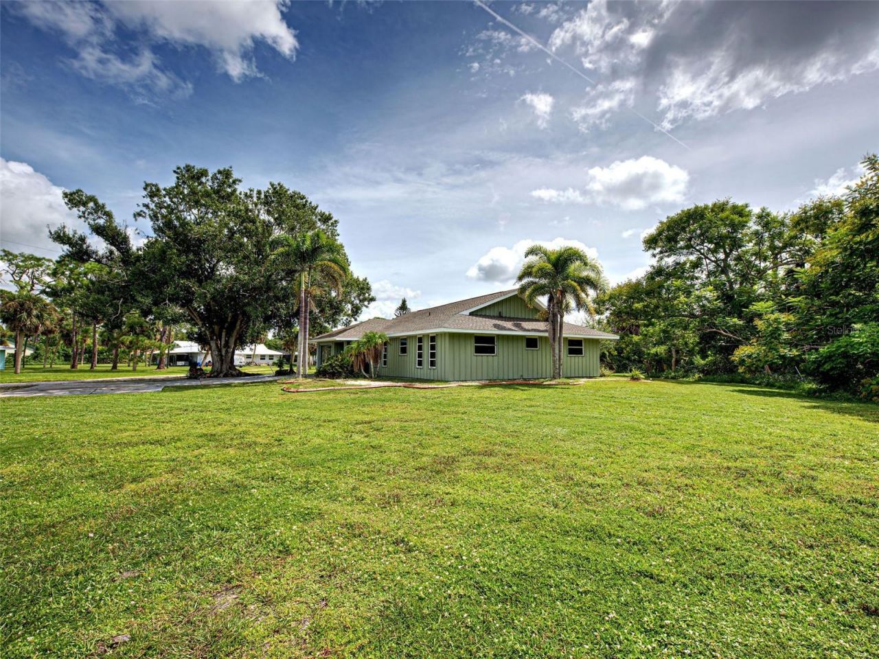 425 Morrison Avenue, Englewood, FL 34223 Photo