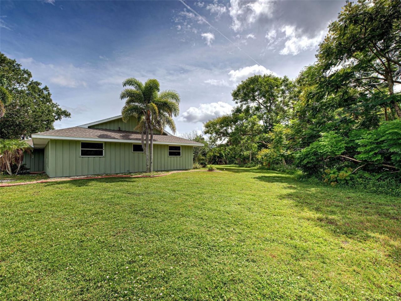 425 Morrison Avenue, Englewood, FL 34223 Photo