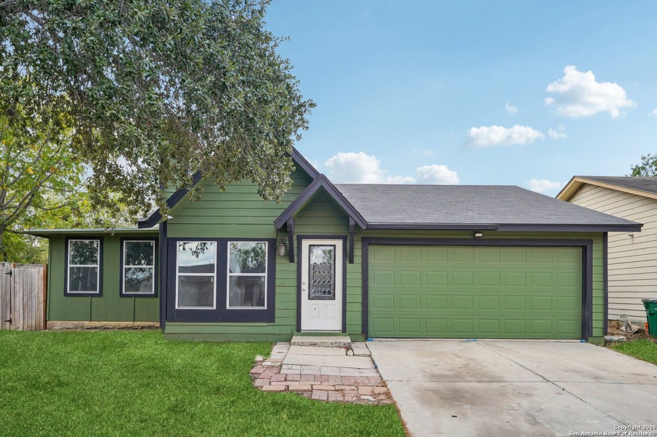 8819 Catalina Bay, San Antonio, TX 78242 Main Photo