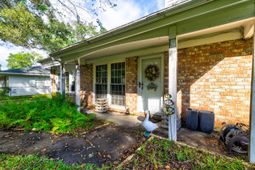 136 Blossom Street photo 4