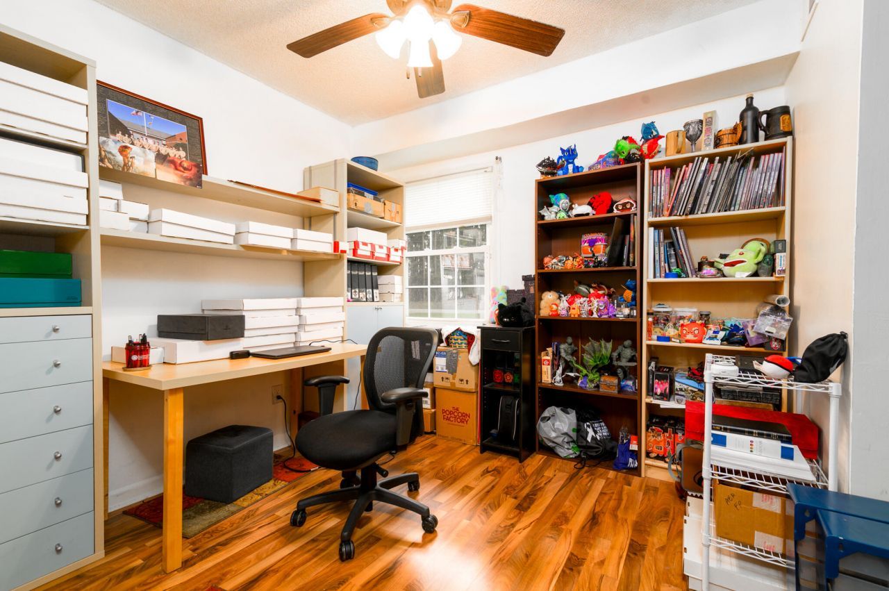 136 Blossom Street Photo 28