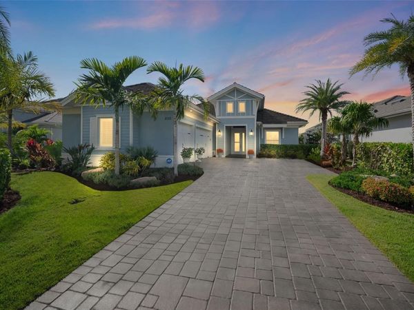 8315 PAVIA WAY, BRADENTON, FL 34202