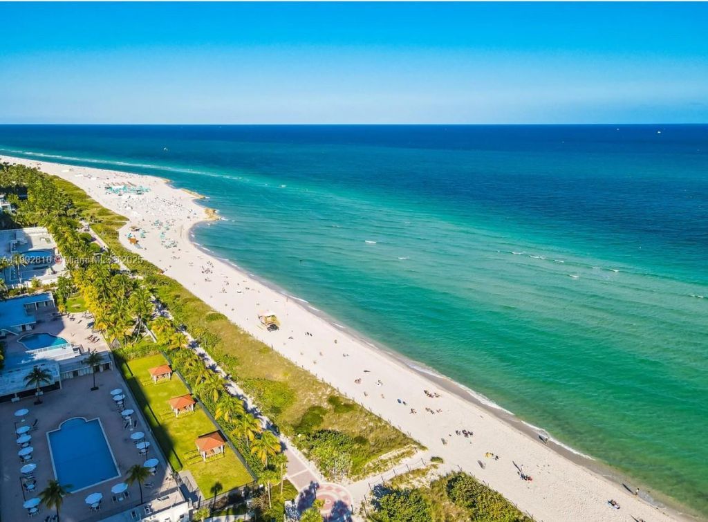2555 Collins Ave, Unit 2200, Miami Beach, FL 33140 Photo